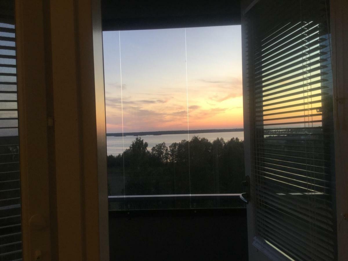 Two Bedroom Apartment Best View To The Sea Glassed Balcony Free Private Parking Kemi Bagian luar foto